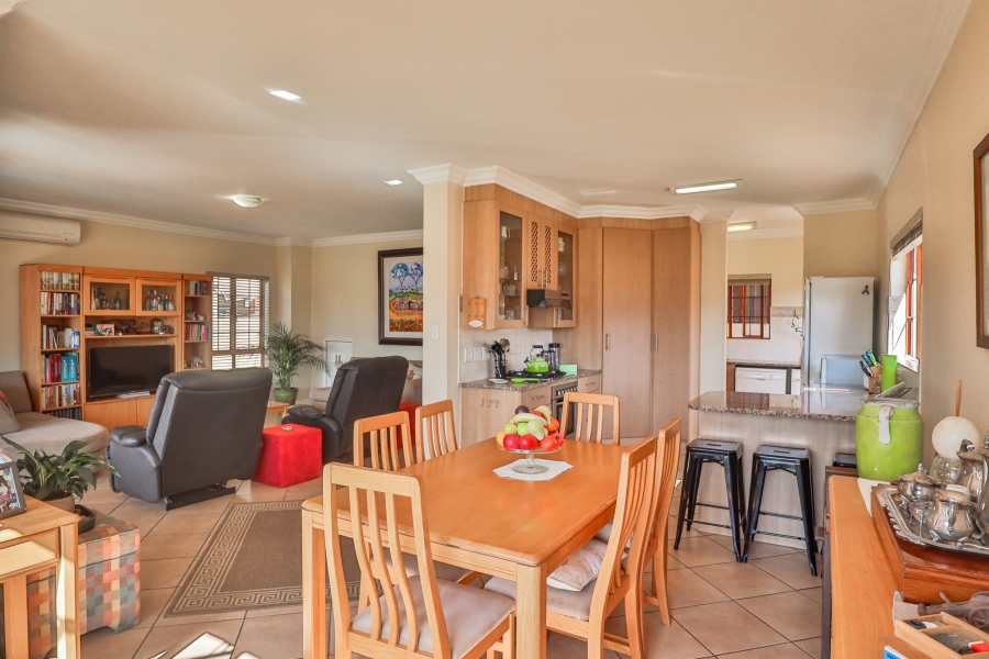 To Let 3 Bedroom Property for Rent in The Coves North West